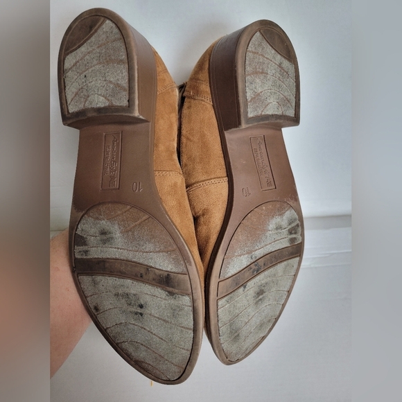 American Eagle Brown Faux Suede Cut Out Ankle Boots Back Zip Up Size 10 - Picture 4 of 8